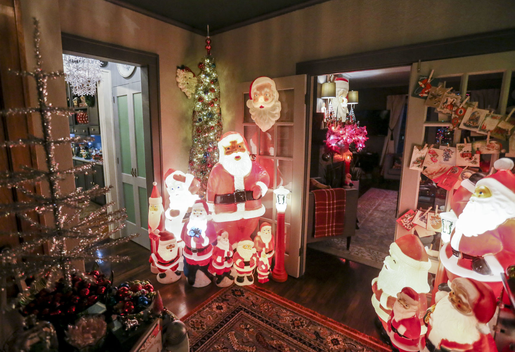 112420-qc-nws-decorations-20.JPG